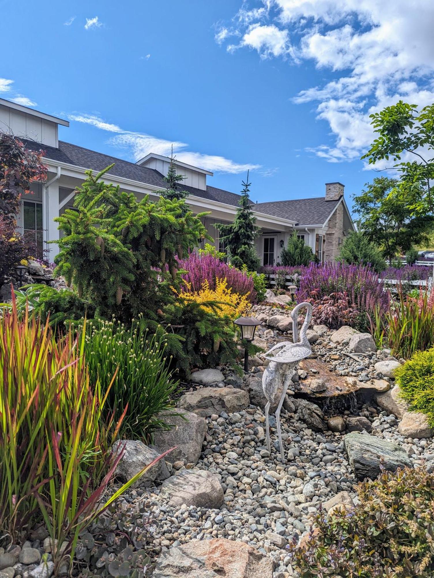 Autumn Lane B&B, Farmhouse Elegance & Stunning Lakeviews West Kelowna Zewnętrze zdjęcie